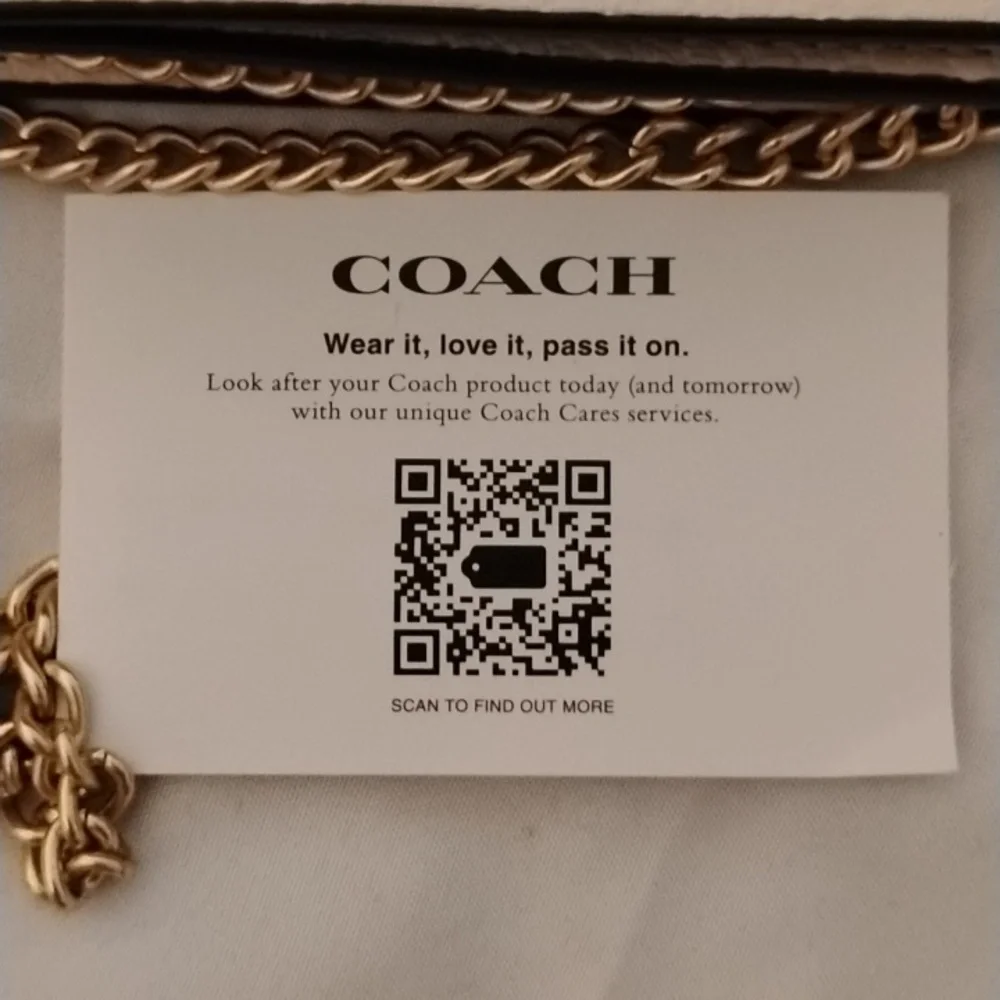 Coach Mini Wallet On A Chain Clutch Crossbody Strawberries NWT - Picture 4 of 10